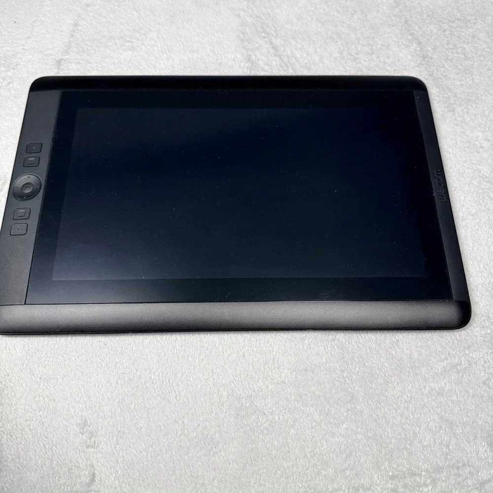 Wacom Cintiq 13HD Creative Pen Display DTK-1300 13in Black Drawing Tablet
